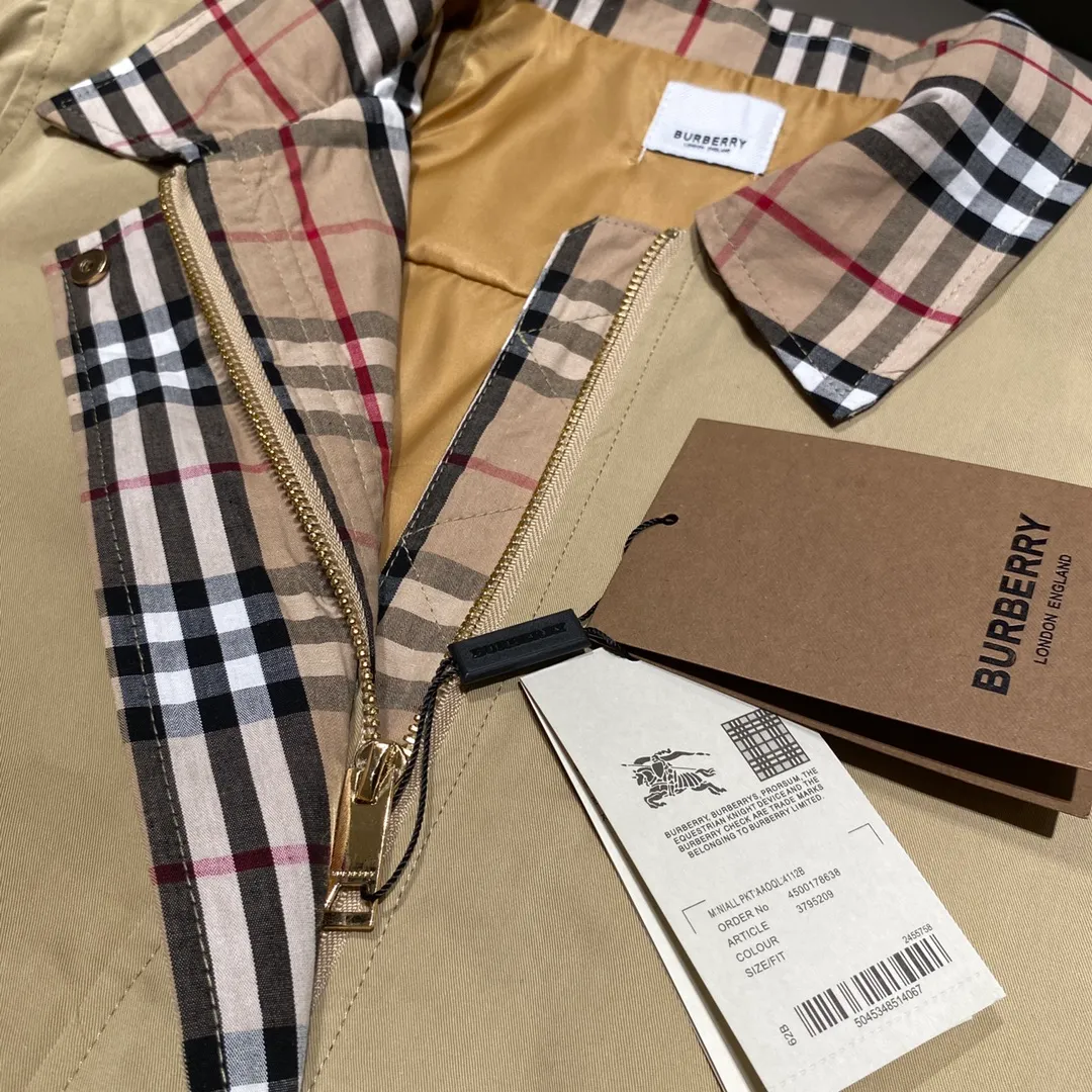 Burberry 2024 BBR ， ， ， Khaki ， + ， ， ， ， ！ ， Breathable ， ， ， ， 。 ， Versatile，Classic Retro ， ， ， ， 、 ， Quality， ！ :Khaki Size:S-XL